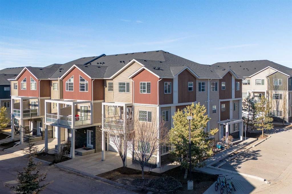405 Redstone View Ne, Calgary, AB - Outdoor With Facade