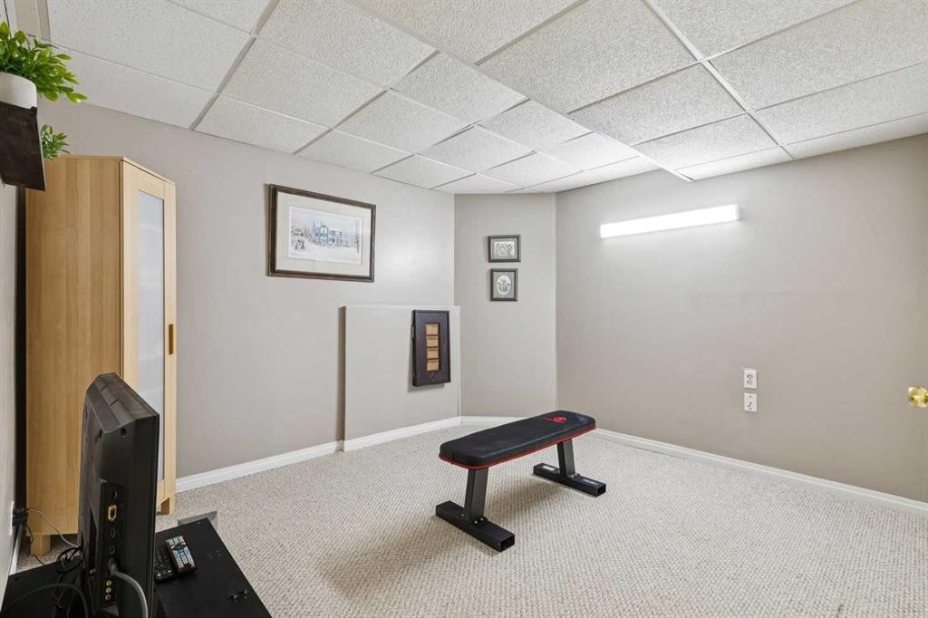 48 Westridge Drive, Okotoks, AB