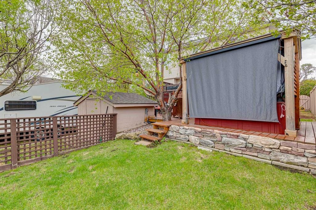 48 Westridge Drive, Okotoks, AB