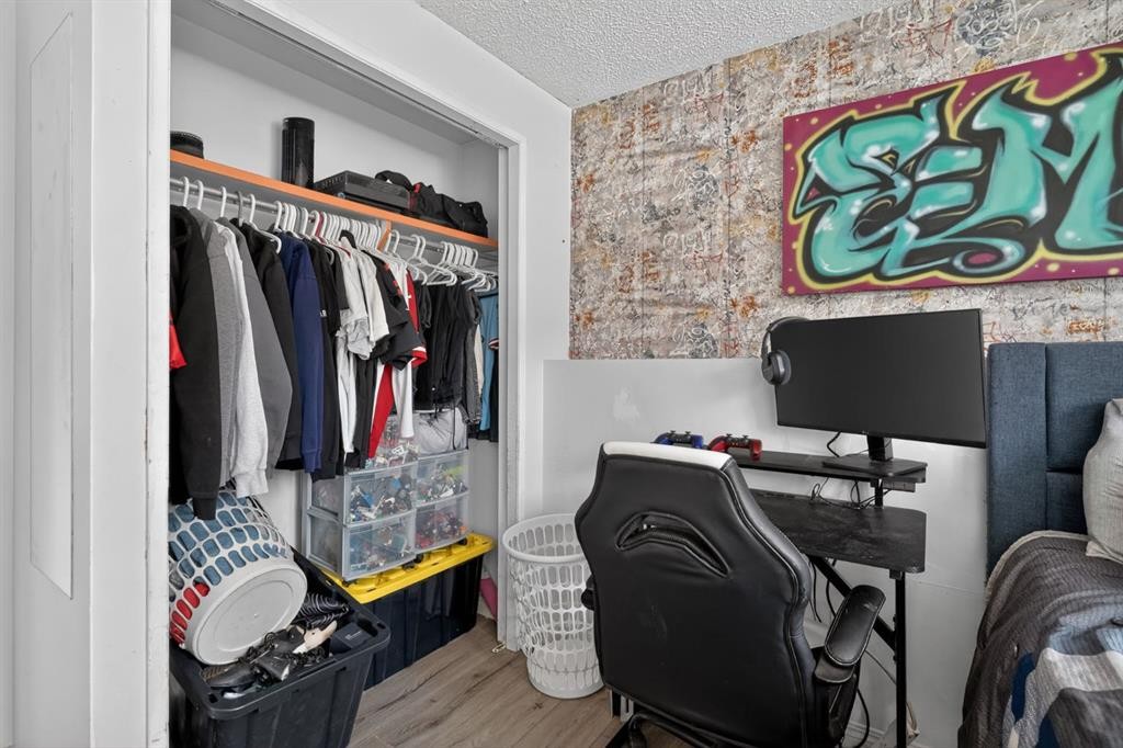 1 Templemont Road Ne, Calgary, AB - Indoor