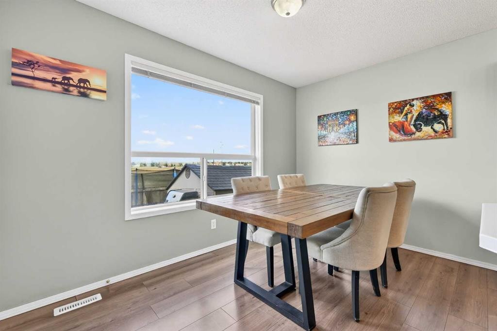 112 Chaparral Circle Se, Calgary, AB - Indoor Photo Showing Dining Room