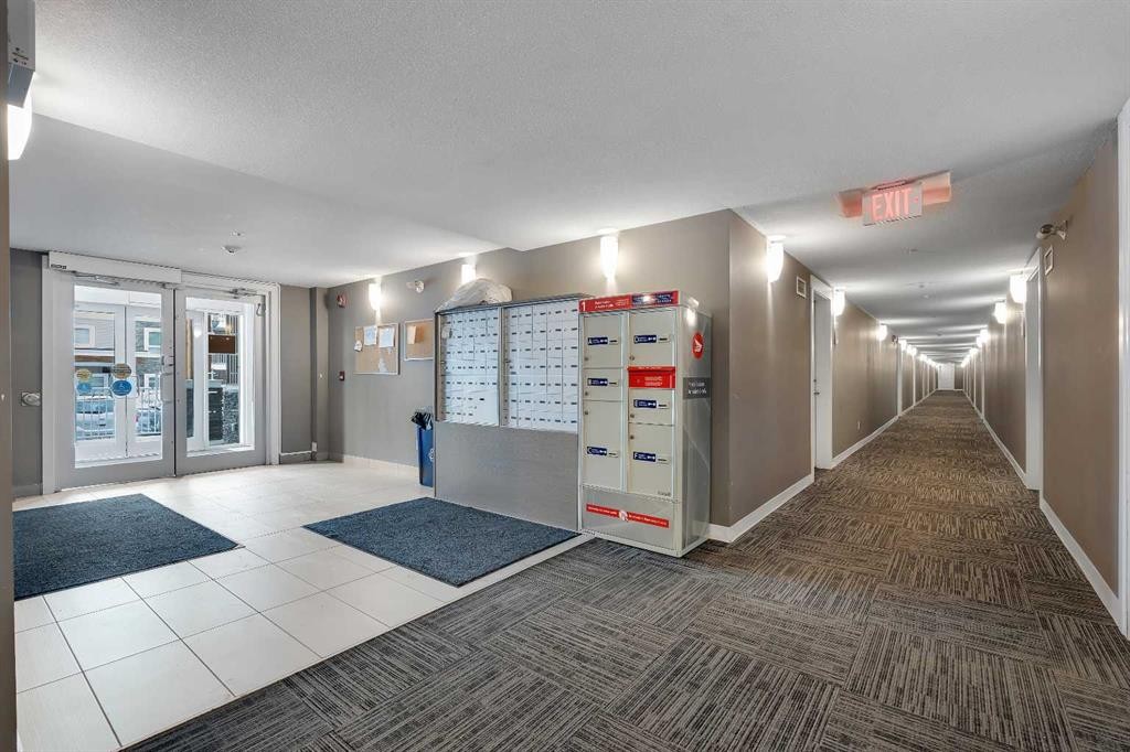 6412-302 Skyview Ranch Drive Ne, Calgary, AB - Indoor Photo Showing Other Room