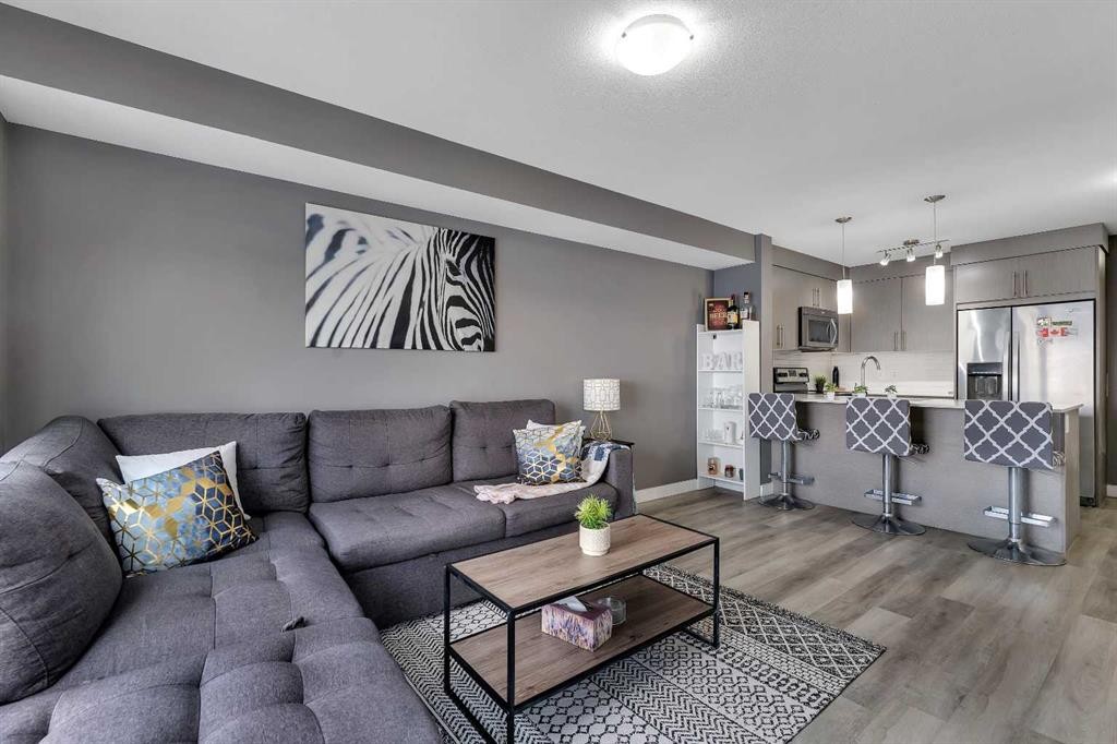6412-302 Skyview Ranch Drive Ne, Calgary, AB - Indoor Photo Showing Living Room