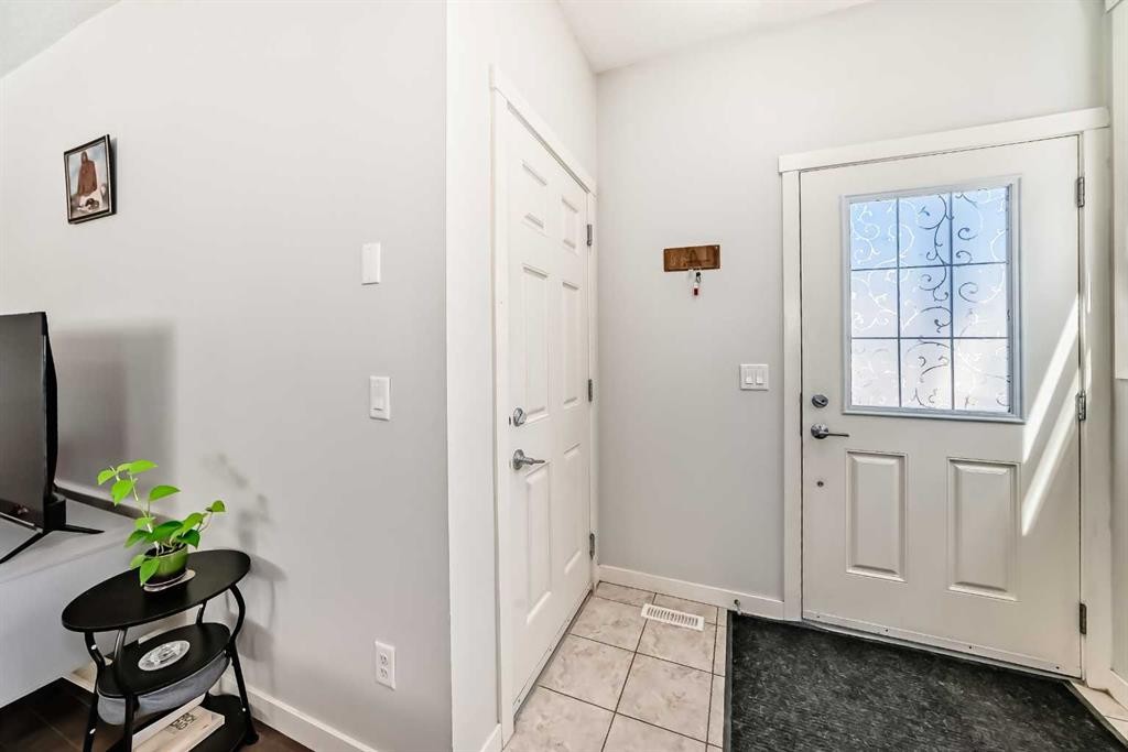 102 Saddlelake Terrace Ne, Calgary, AB - Indoor Photo Showing Other Room