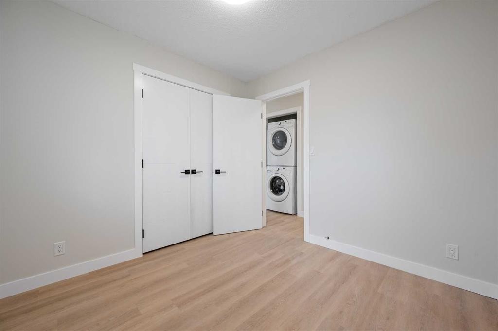 5023 Marlborough Drive Ne, Calgary, AB - Indoor Photo Showing Other Room