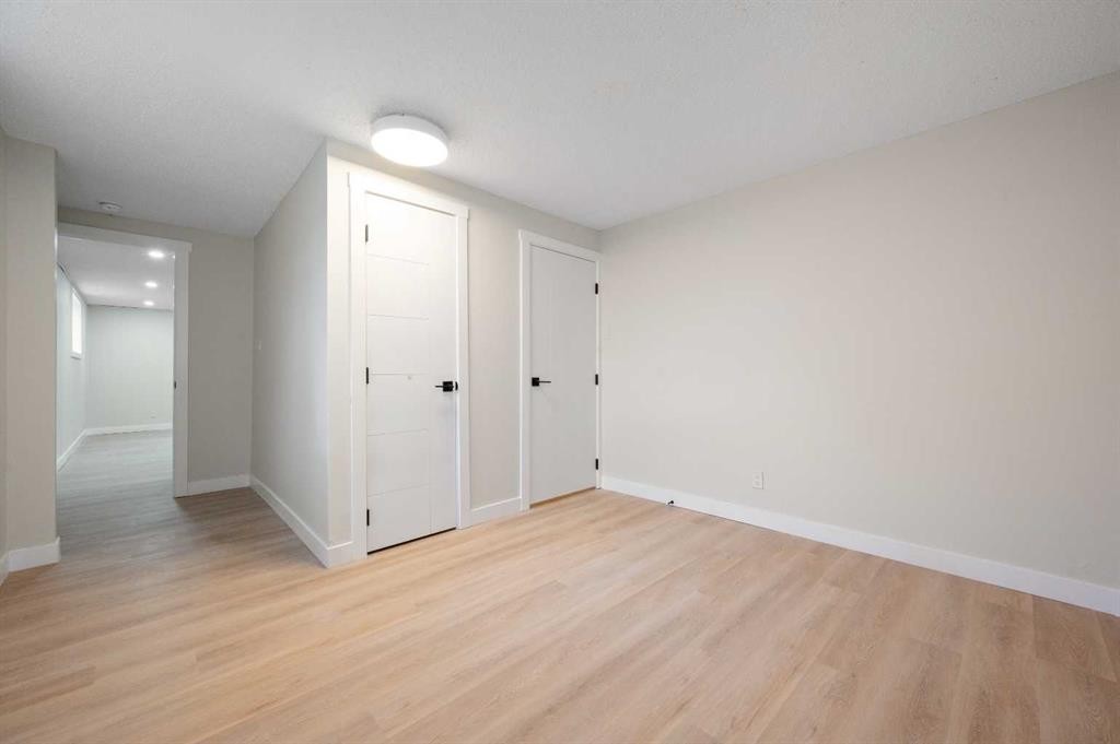 5023 Marlborough Drive Ne, Calgary, AB - Indoor Photo Showing Other Room