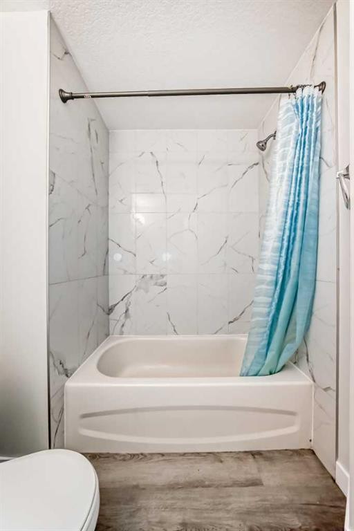 332 Dawson Drive, Chestermere, AB - Indoor Photo Showing Bathroom