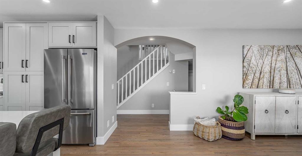 8 Sheep River Hill, Okotoks, AB - Indoor Photo Showing Other Room