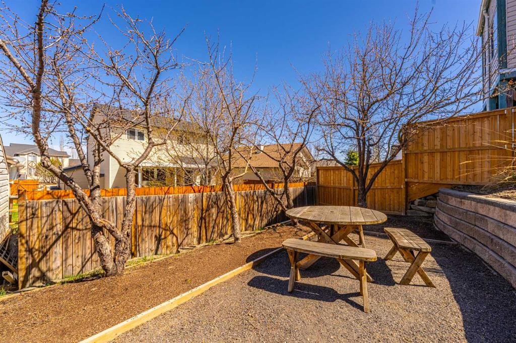 8 Sheep River Hill, Okotoks, AB - Outdoor