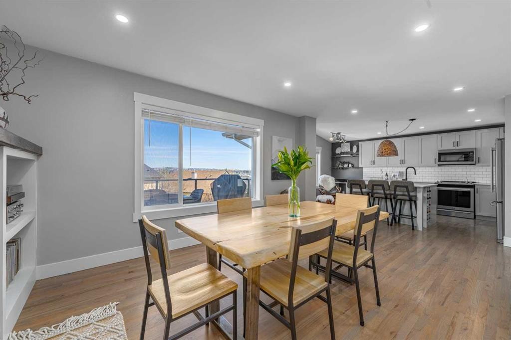 8 Sheep River Hill, Okotoks, AB - Indoor Photo Showing Dining Room