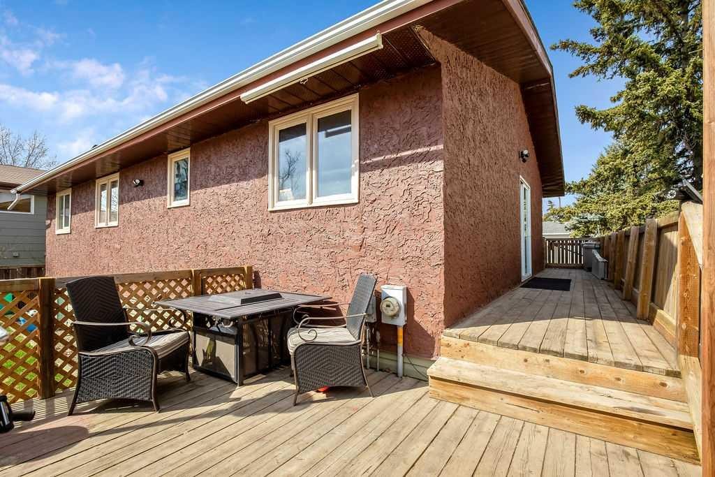 13 Park Road, Strathmore, AB - Outdoor With Deck Patio Veranda With Exterior
