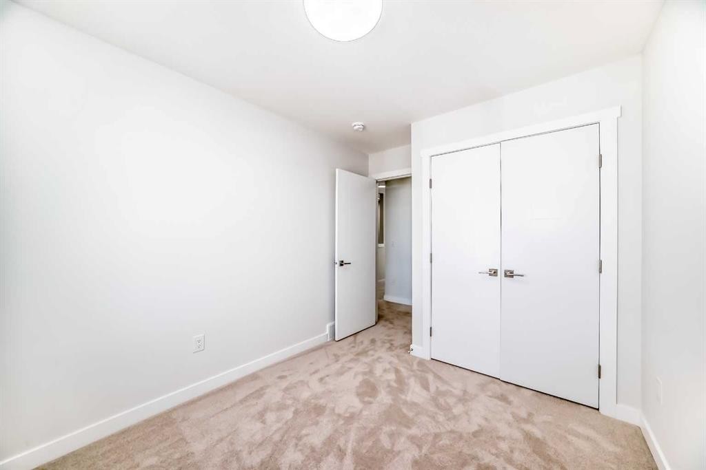 21 Cornergate Place Ne, Calgary, AB - Indoor Photo Showing Other Room