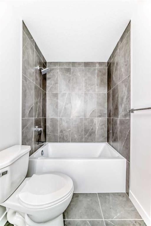 21 Cornergate Place Ne, Calgary, AB - Indoor Photo Showing Bathroom