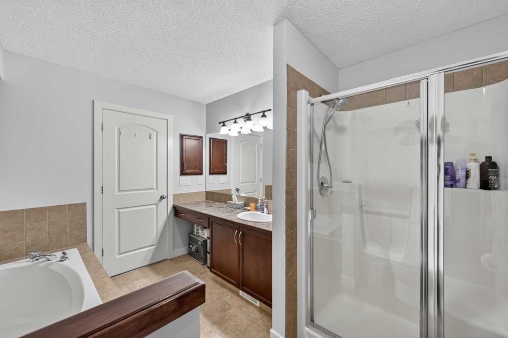 64 Cranridge Crescent Se, Calgary, AB - Indoor Photo Showing Bedroom