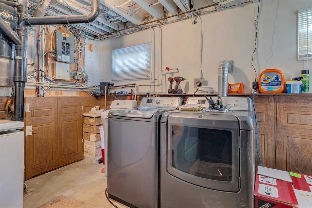 8523 Addison Place Se, Calgary, AB - Indoor Photo Showing Laundry Room