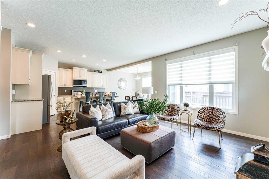 292 Auburn Bay Drive Se, Calgary, AB - Indoor Photo Showing Living Room