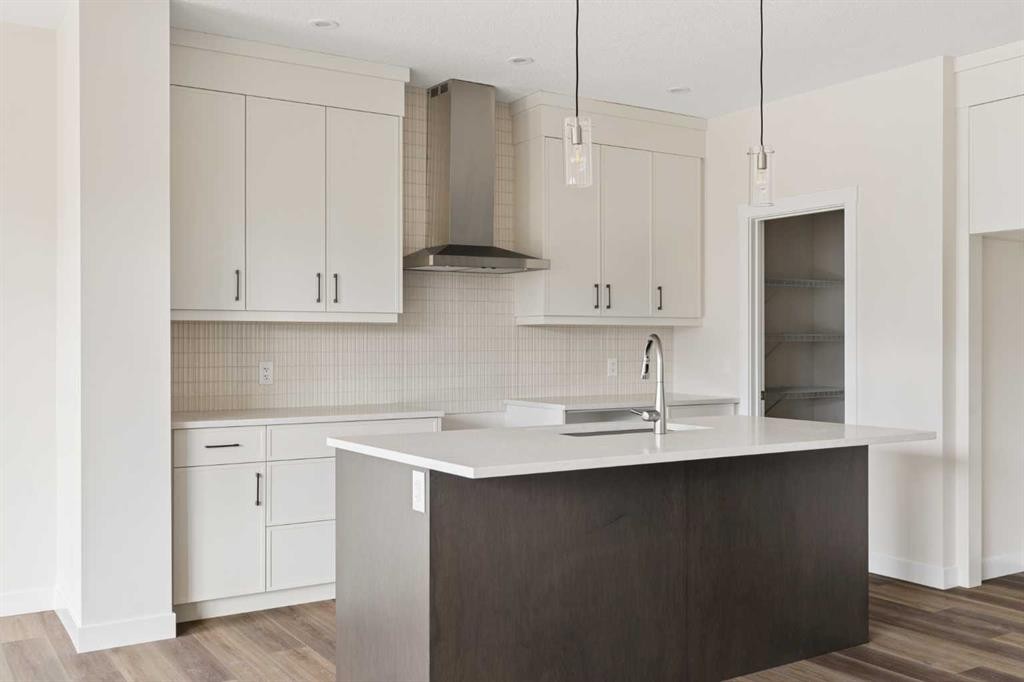 120 Creekstone Circle Sw, Calgary, AB - Indoor Photo Showing Kitchen With Upgraded Kitchen