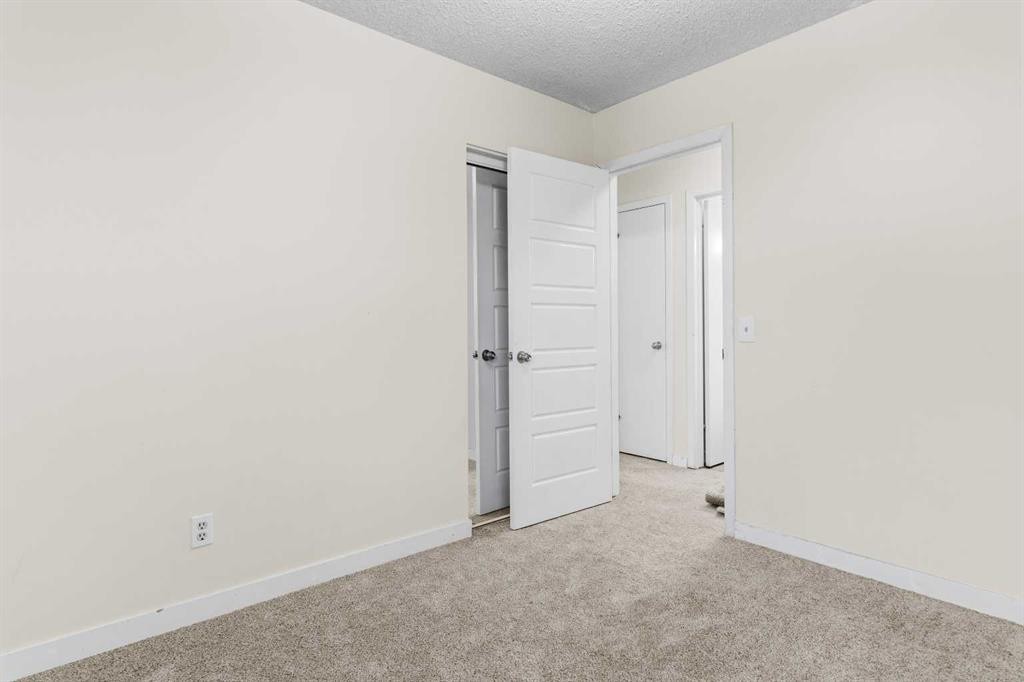37 Martingrove Way Ne, Calgary, AB - Indoor Photo Showing Other Room