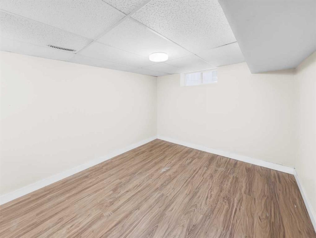 37 Martingrove Way Ne, Calgary, AB - Indoor Photo Showing Other Room