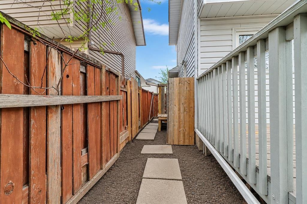 37 Martingrove Way Ne, Calgary, AB - Outdoor With Exterior