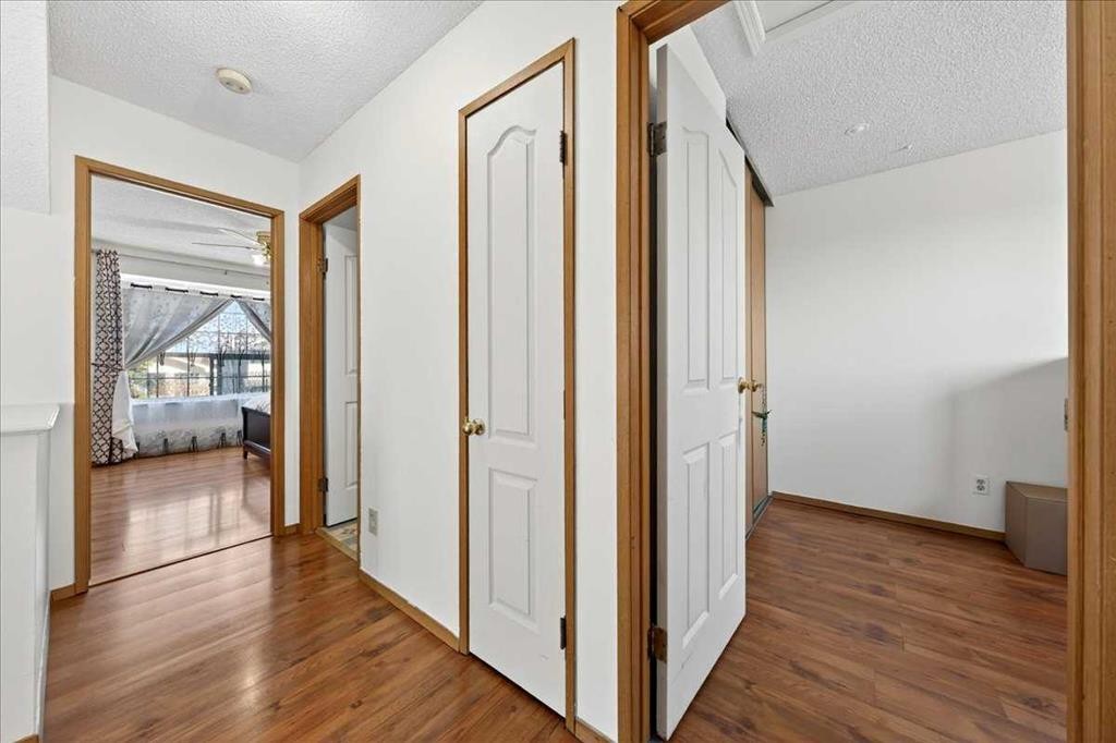 124 Martinwood Court Ne, Calgary, AB - Indoor Photo Showing Other Room