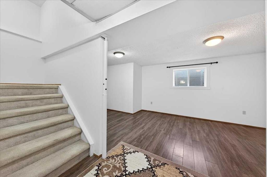 124 Martinwood Court Ne, Calgary, AB - Indoor Photo Showing Other Room