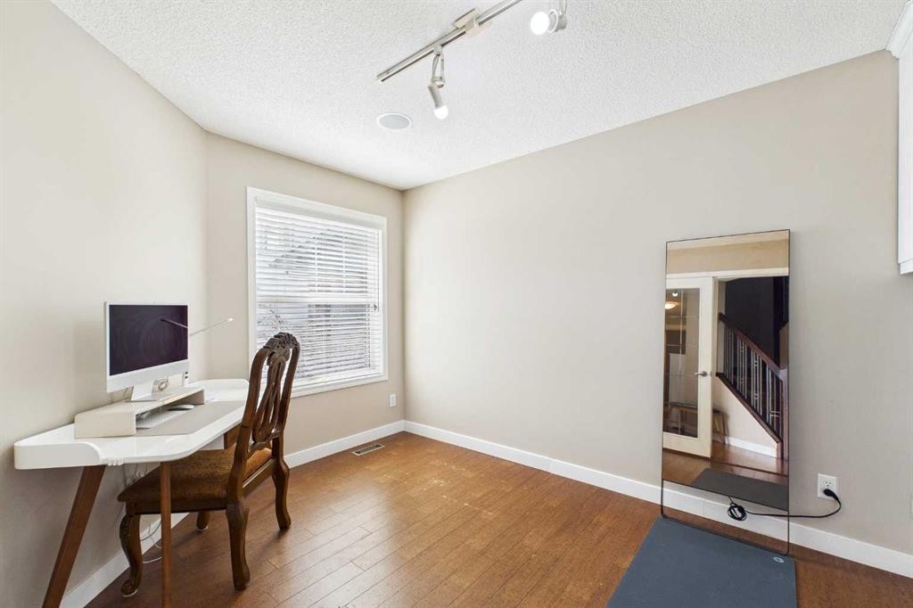 149 Tuscany Ravine Bay Nw, Calgary, AB - Indoor Photo Showing Office