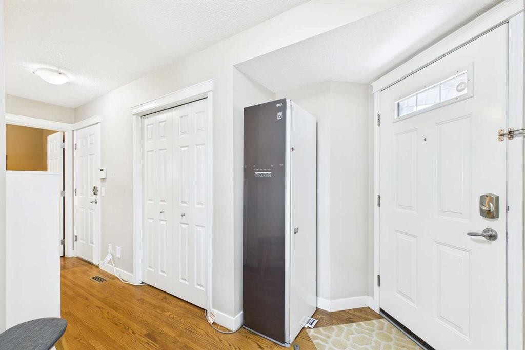 149 Tuscany Ravine Bay Nw, Calgary, AB - Indoor Photo Showing Other Room