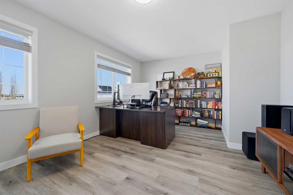 115 Everwoods Park Sw, Calgary, AB - Indoor Photo Showing Office