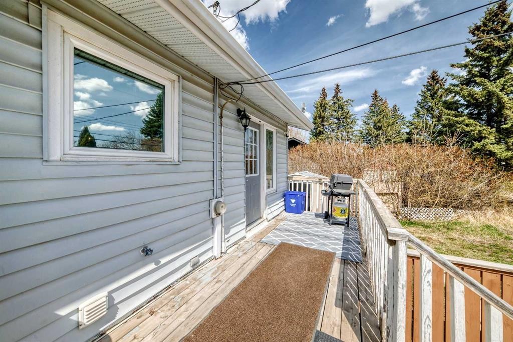 3 Shannon Close, Olds, AB - Outdoor With Exterior