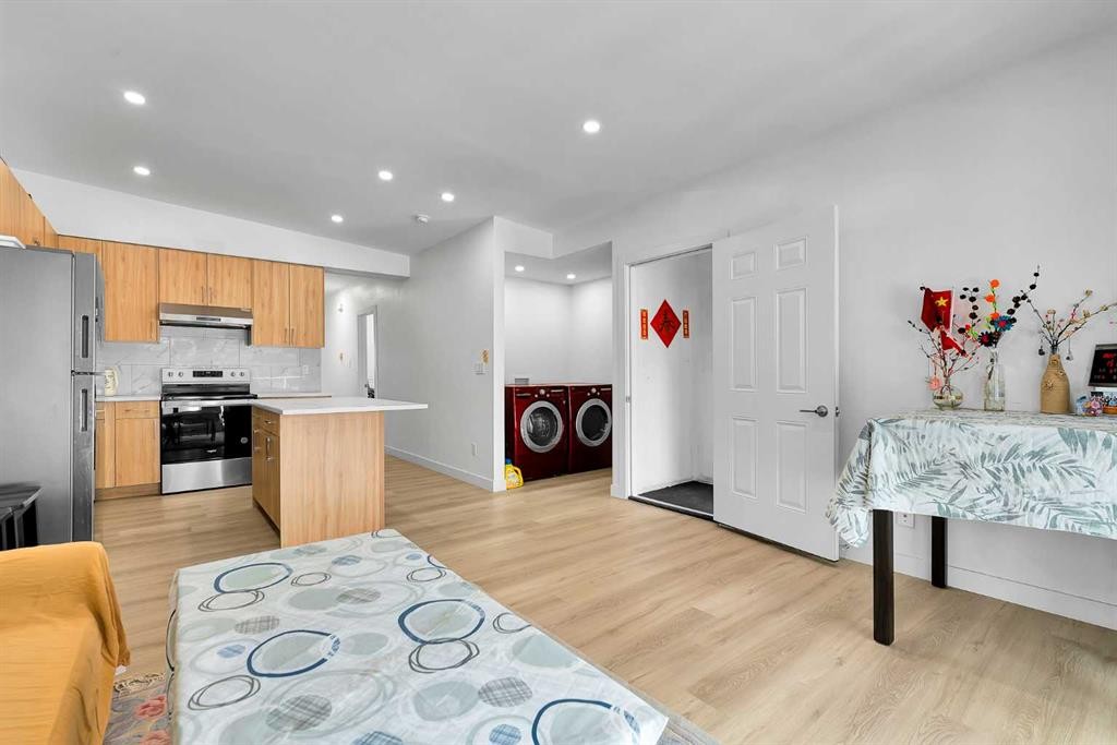 5023 North Haven Drive Nw, Calgary, AB - Indoor