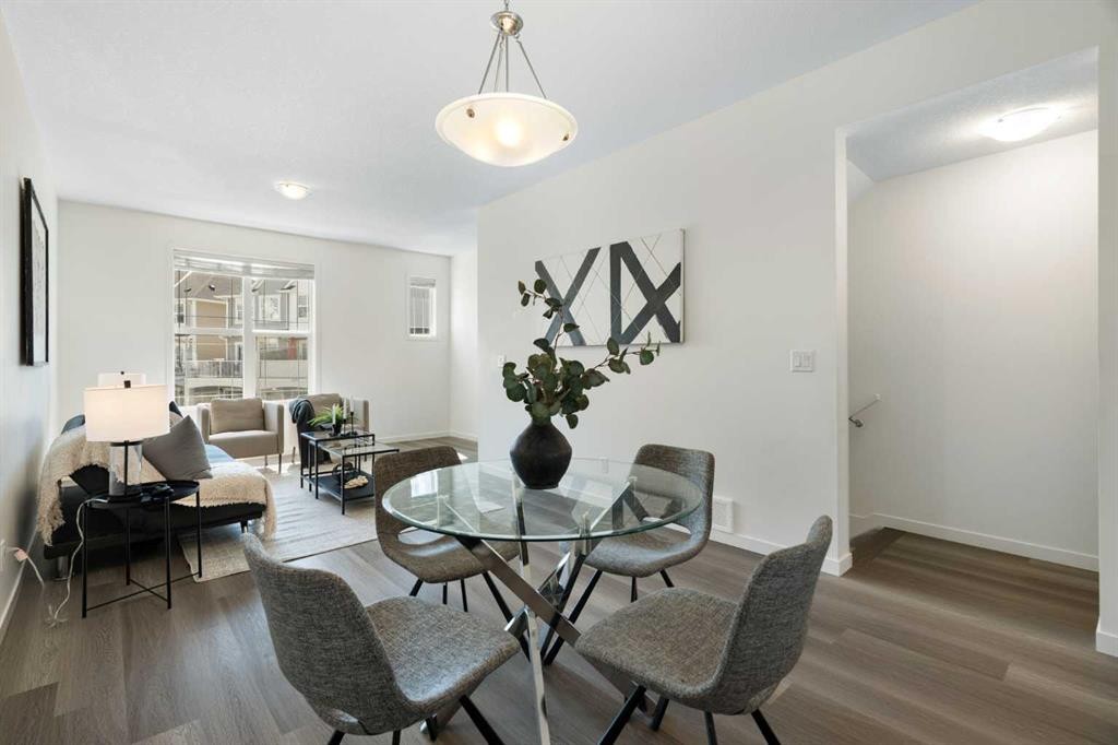 505 Copperstone Manor Se, Calgary, AB - Indoor