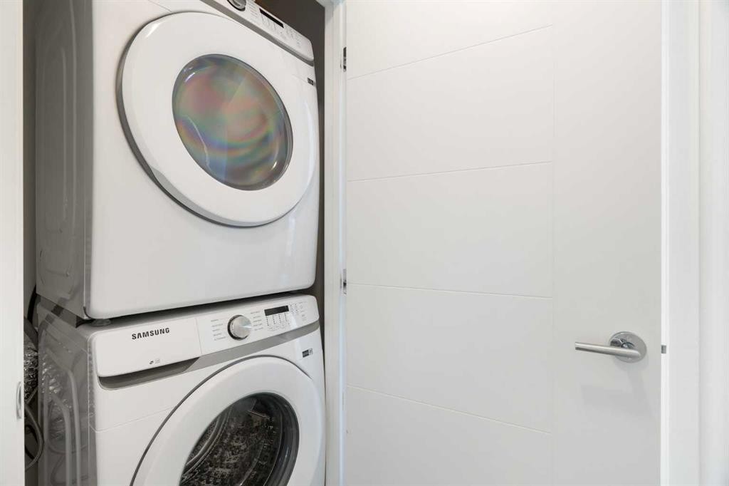 505 Copperstone Manor Se, Calgary, AB - Indoor Photo Showing Laundry Room
