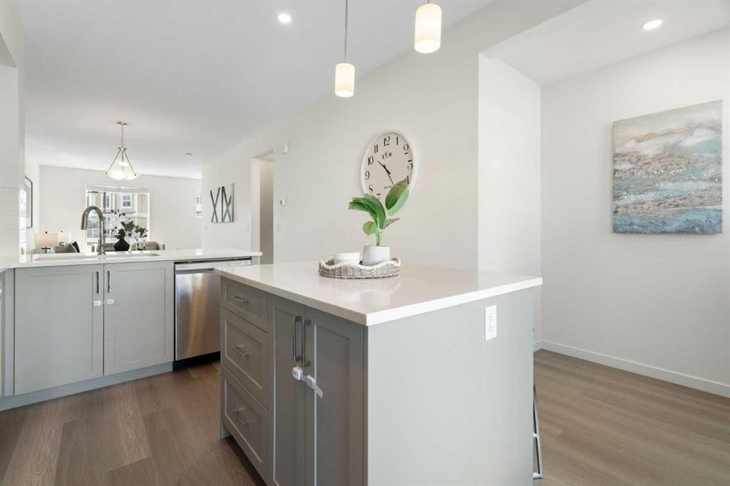 505 Copperstone Manor Se, Calgary, AB - Indoor Photo Showing Kitchen