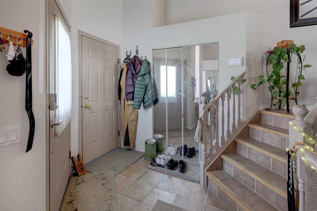 301 9 Street, Beiseker, AB - Indoor Photo Showing Other Room