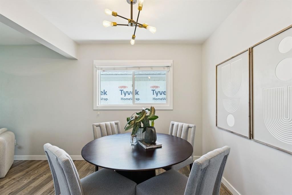 48 Haddock Road Sw, Calgary, AB - Indoor Photo Showing Dining Room