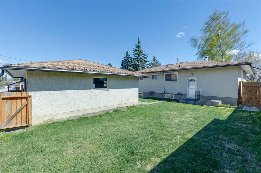 48 Haddock Road Sw, Calgary, AB - Outdoor