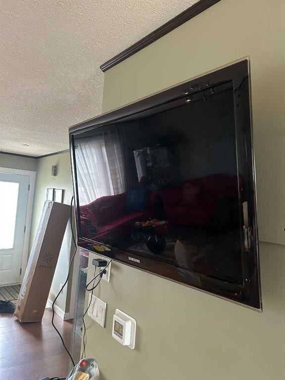 124 Maitland Drive Ne, Calgary, AB - Indoor