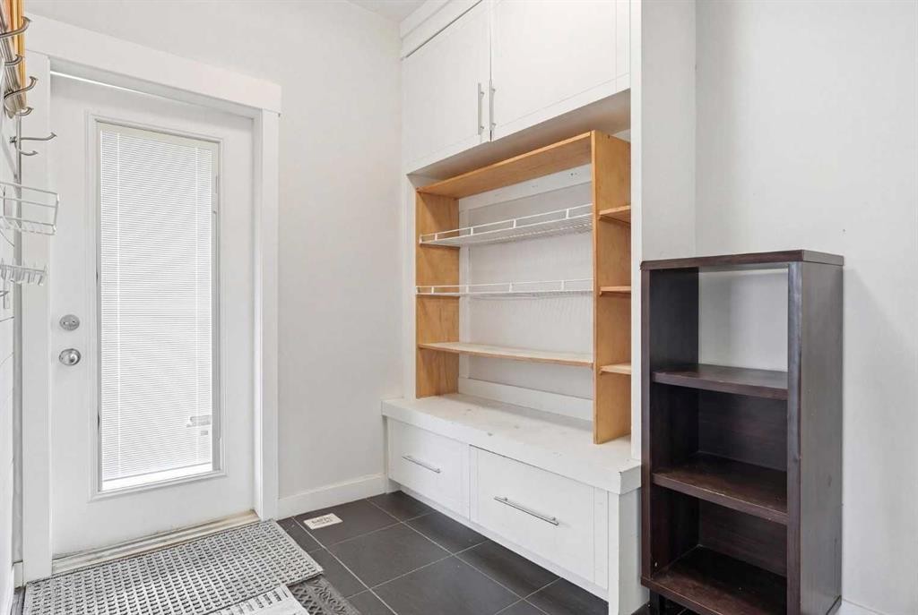 161 Rainbow Falls Glen, Chestermere, AB - Indoor Photo Showing Laundry Room