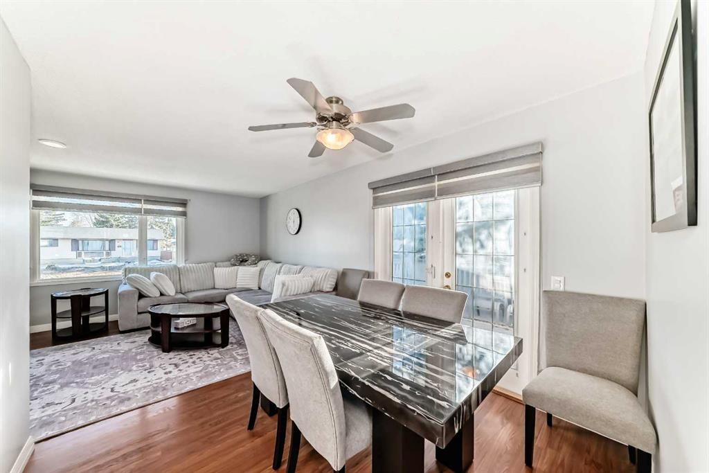 4424 Maryvale Drive Ne, Calgary, AB - Indoor