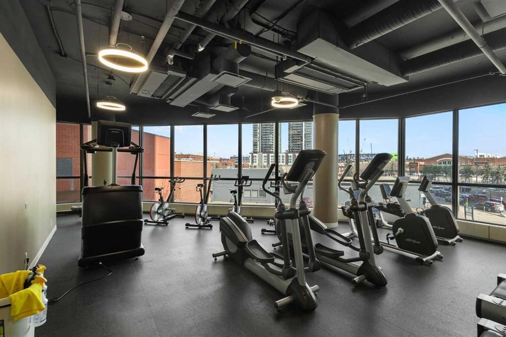 1902-220 12 Avenue Se, Calgary, AB - Indoor Photo Showing Gym Room