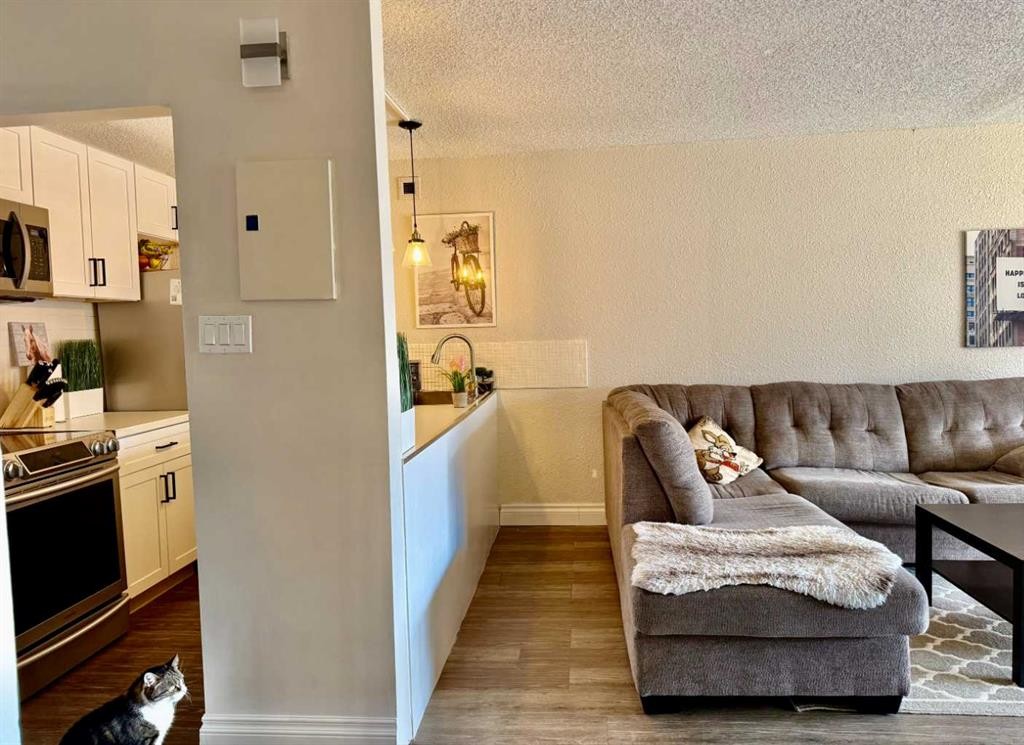 511-221 6 Avenue Se, Calgary, AB - Indoor