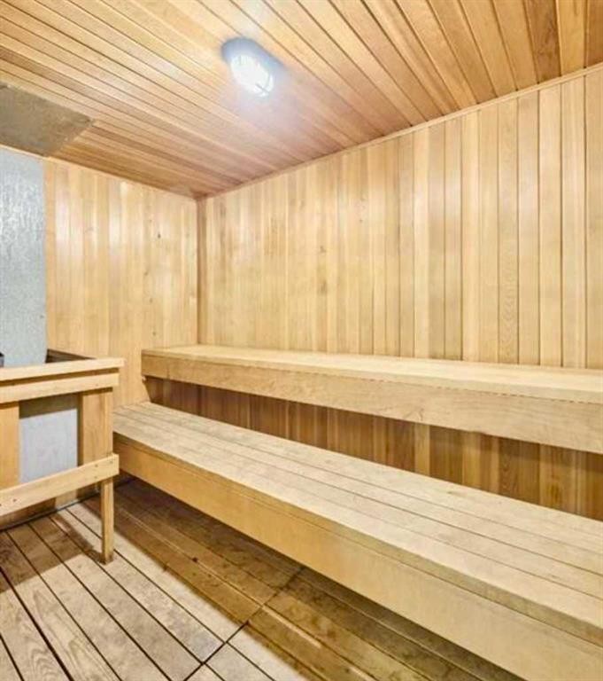 511-221 6 Avenue Se, Calgary, AB - Indoor Photo Showing Other Room