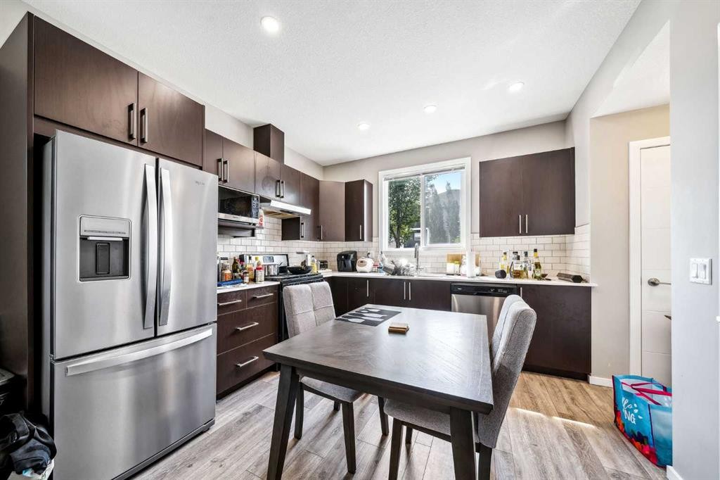 90 Redstone Way Ne, Calgary, AB - Indoor