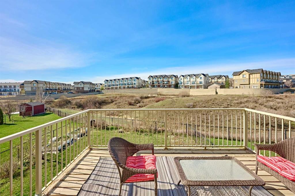 109 Sherwood Road Nw, Calgary, AB - Outdoor