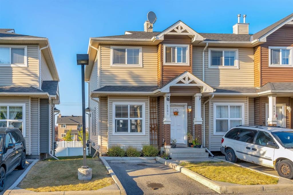 4501-111 Tarawood Lane Ne, Calgary, AB - Outdoor With Facade