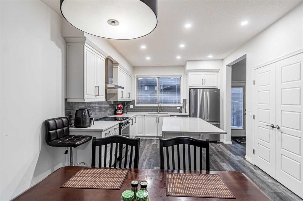 51 Corner Meadows Villas Ne, Calgary, AB - Indoor