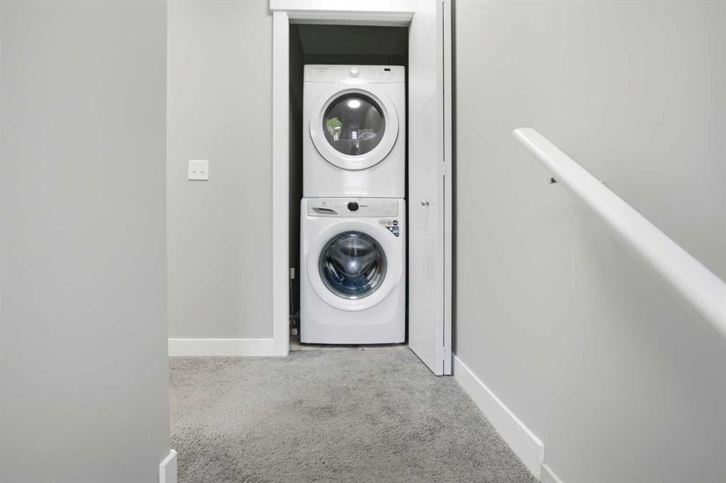 556 Redstone View Ne, Calgary, AB - Indoor Photo Showing Laundry Room