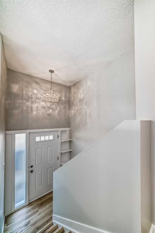 F-903 44 Street Se, Calgary, AB - Indoor Photo Showing Other Room