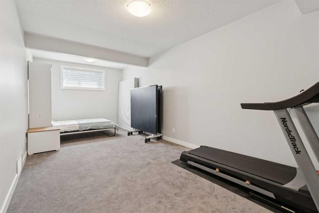 52 Mahogany Way Se, Calgary, AB - Indoor